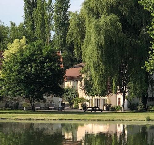 Le Moulin De Longchamp - Maison D'Hotes Lent Kültér fotó